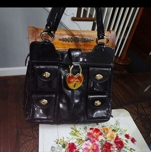 💋5/20 READ Vintage rare betsey johnson patent leather satchel